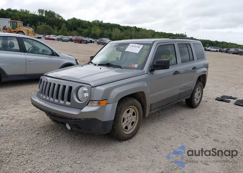 2016 Jeep Patriot Sport z USA, uszkodzony, nr VIN 1C4NJRBBXGD674424